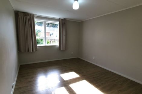 Photo of property in 44 Lavinia Crescent, Mangere East, Auckland, 2024