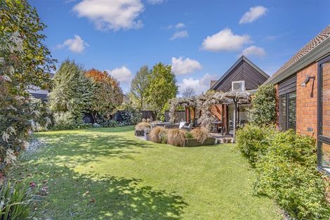 Photo of property in 12 Greystoke Lane, Avonhead, Christchurch, 8042
