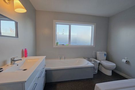 Photo of property in 19 Hoffman Street, Hokitika, 7810