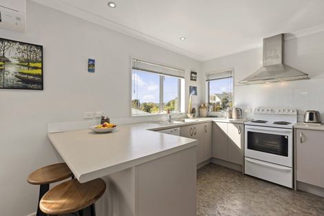 Photo of property in St Peters Apartments, 11/5a Stephen Street, Johnsonville, Wellington, 6037