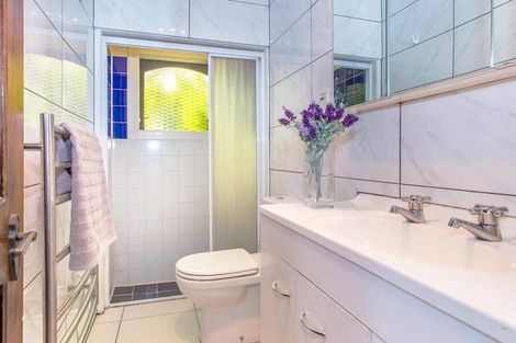 Photo of property in 349 East Coast Road, Mairangi Bay, Auckland, 0630