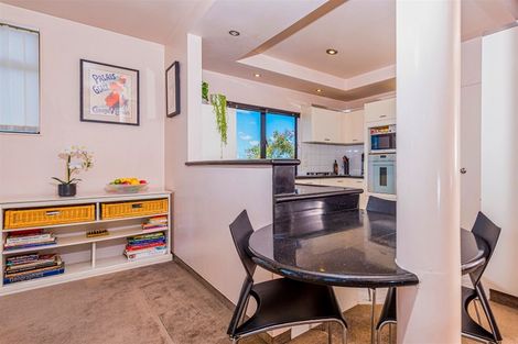 Photo of property in 38 Luckens Road, West Harbour, Auckland, 0618