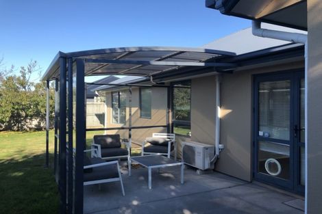 Photo of property in 6 Delta Way, Woolston, Christchurch, 8023