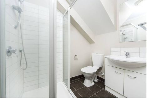 Photo of property in St Claire Village, 7/172 Mcleod Road, Te Atatu South, Auckland, 0610