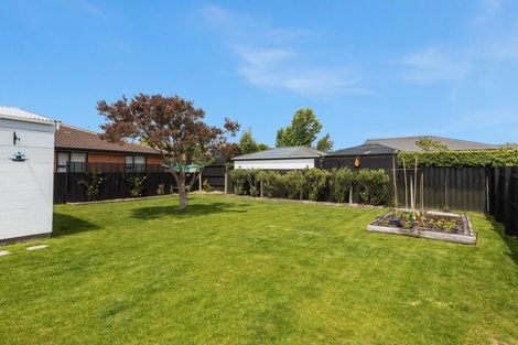 Photo of property in 17 Leistrella Road, Hoon Hay, Christchurch, 8025