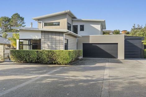 Photo of property in 13 Fernbrook Drive, Hurworth, New Plymouth, 4310