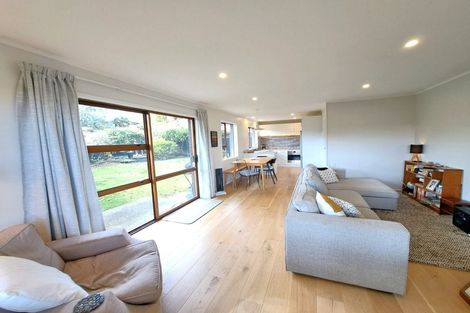 Photo of property in 2/35 Miltonia Avenue, Te Atatu South, Auckland, 0610