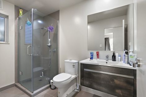 Photo of property in 40h Konini Road, Titirangi, Auckland, 0604