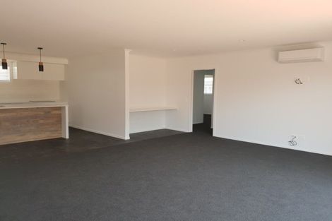Photo of property in 10 Bill Miller Drive, Papamoa, 3118