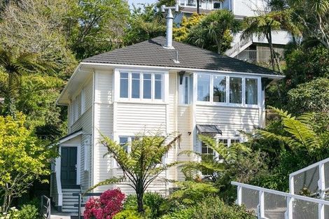 Photo of property in 51 Northland Road, Northland, Wellington, 6012