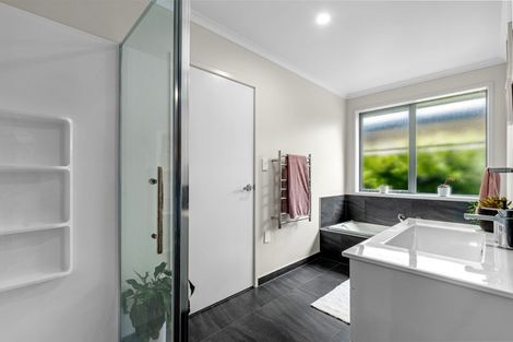 Photo of property in 6 Haka Way, Papamoa, 3118