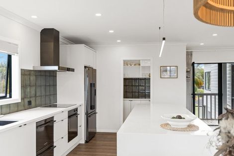 Photo of property in 74 Harbour View Road, Point Wells, Warkworth, 0986