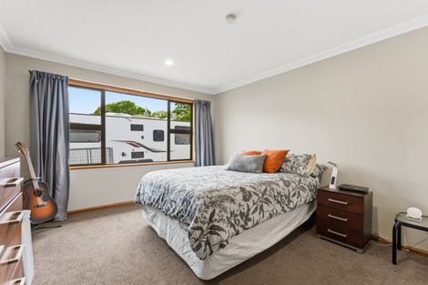 Photo of property in 114 Pahiatua Street, Hokowhitu, Palmerston North, 4410