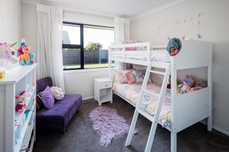 Photo of property in 54 Norfolk Drive, Cambridge, 3434