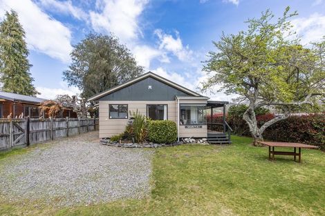 Photo of property in 2/33 Tongariro Road, Turangi, 3334