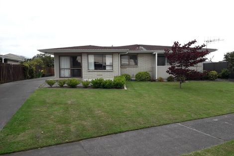 Photo of property in 1/5 Somerset Place, Taradale, Napier, 4112