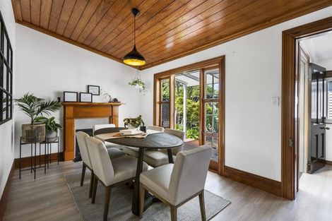Photo of property in 12 Rodney Road, Northcote Point, Auckland, 0627