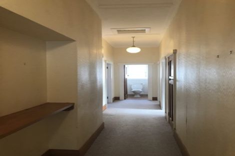 Photo of property in 342 The Parade, Island Bay, Wellington, 6023