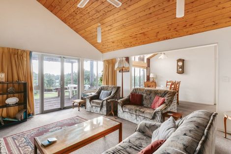 Photo of property in 14 Claridge Place, Mount Maunganui, 3116