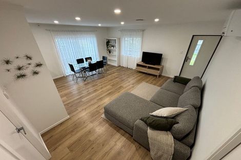 Photo of property in 5 Strid Road, Te Atatu South, Auckland, 0610