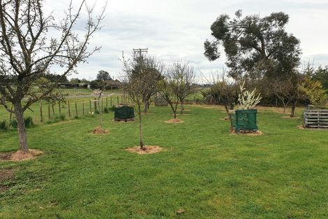 Photo of property in 425 Te Kura Road, Otane, 4277