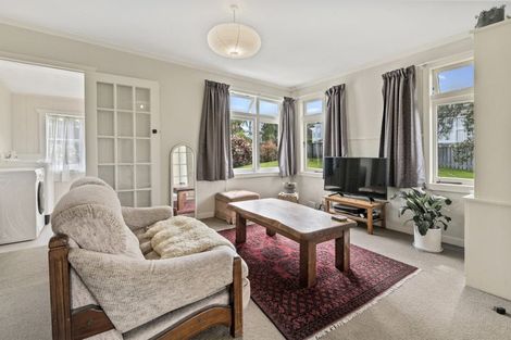 Photo of property in 50 Woodlands Crescent, Browns Bay, Auckland, 0630