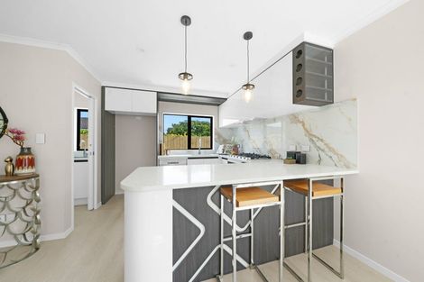 Photo of property in 25 Alexander Avenue, Papatoetoe, Auckland, 2025