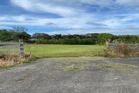 Photo of property in 24 Cambridge Road, Riverhead, 0820