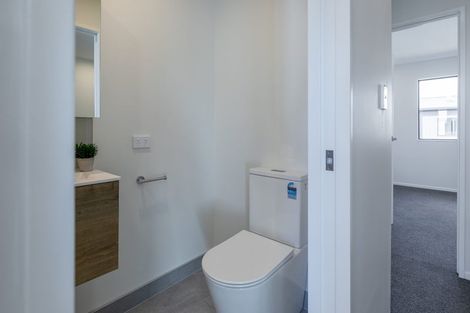 Photo of property in 8/25 Jabuka Street, Glen Eden, 0602