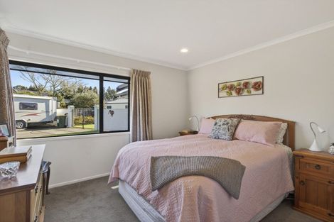 Photo of property in 20 Kowhai Street, Strandon, New Plymouth, 4312