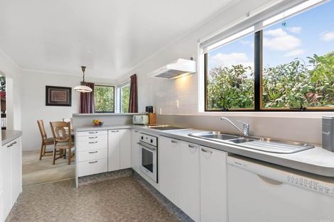 Photo of property in 103 Weatherly Road, Torbay, Auckland, 0630