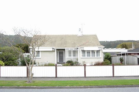 Photo of property in 10 Hewer Crescent, Naenae, Lower Hutt, 5011