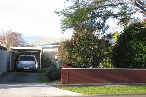 Photo of property in 327 Ruahine Street, Terrace End, Palmerston North, 4410