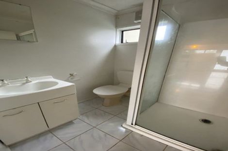 Photo of property in 48 Edgecombe Street, Newlands, Wellington, 6037