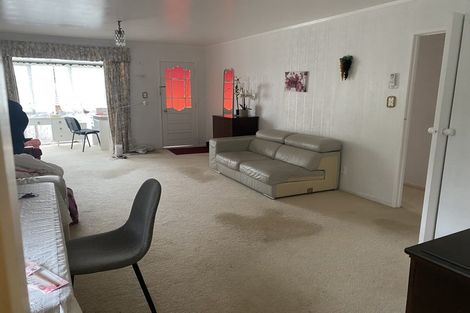 Photo of property in 1/56 Highland Park Drive, Highland Park, Auckland, 2010