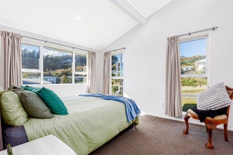 Photo of property in 8 Japonica Crescent, Ranui, Porirua, 5024
