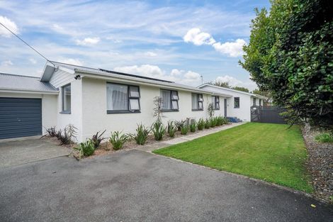 Photo of property in 64 Watt Road, Otatara, Invercargill, 9879