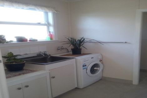 Photo of property in 30 Pinehurst Crescent, Russley, Christchurch, 8042