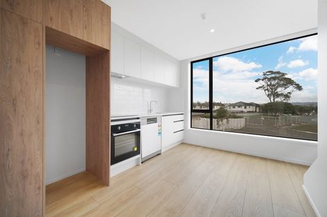 Photo of property in 4/2 Treasure Lane, Te Atatu South, Auckland, 0610