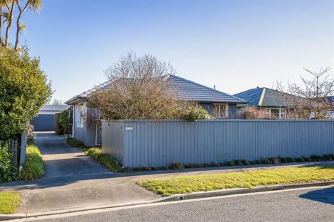 Photo of property in 35 Evesham Crescent, Spreydon, Christchurch, 8024