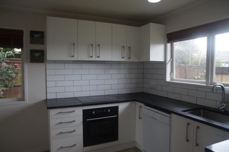 Photo of property in 8 Makora Road, Massey, Auckland, 0614