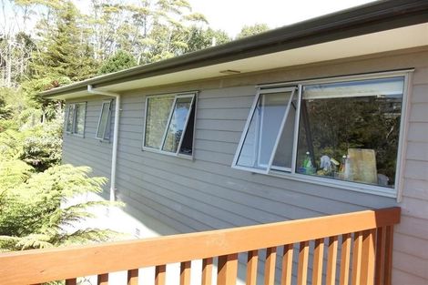 Photo of property in 18 Spoonbill Place, Unsworth Heights, Auckland, 0632