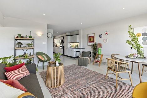 Photo of property in Beauport Apartments, 30u2 The Crescent, Roseneath, Wellington, 6011