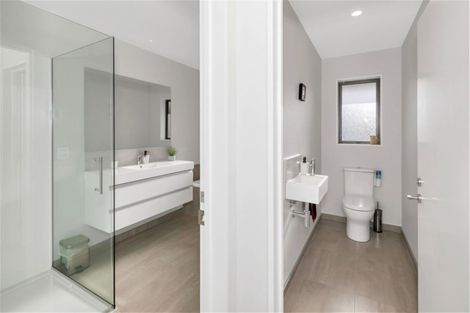 Photo of property in 2 Paradise Way, Amberley, 7410
