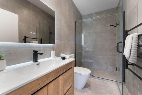 Photo of property in 18 Papai Lane, Massey, Auckland, 0614