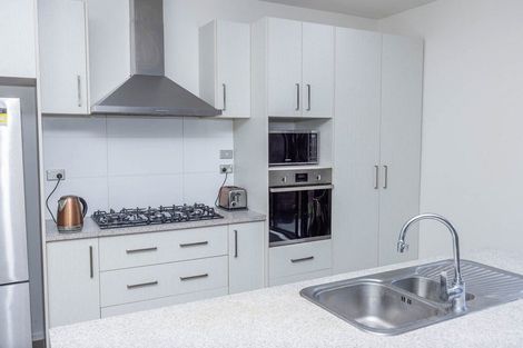 Photo of property in 15 Te Ironui Place, Huntington, Hamilton, 3210