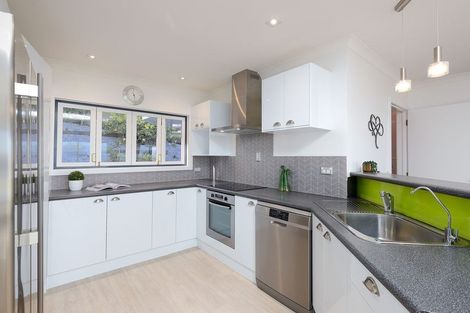 Photo of property in 1 Kamahi Way, Tahunanui, Nelson, 7011