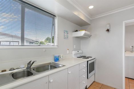 Photo of property in 165 Gills Road, Half Moon Bay, Auckland, 2014