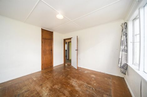 Photo of property in 12 Rira Street, Marton, 4710