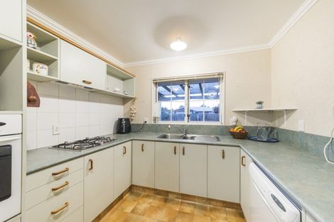 Photo of property in 25 Stewart Crescent, Hokowhitu, Palmerston North, 4410